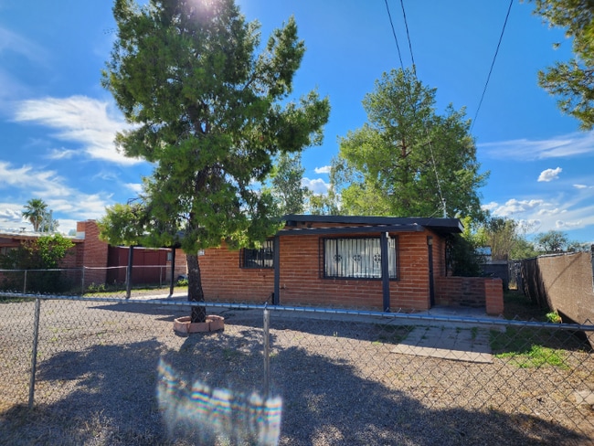 Photo - 1635 N Arcadia Ave