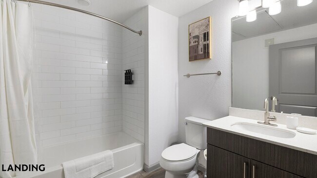 Photo - 1001 S Center St Unidad 1224