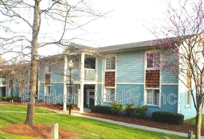 Building Photo - 555 E Edenton St