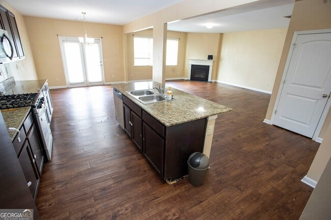 Photo - 141 Westin Way
