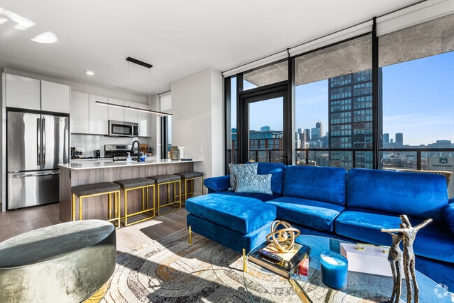 Building Photo - 1125 W Van Buren St Rental