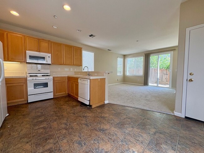Photo - Beautiful 4 Bed 2.5 Bath Garin Ranch Home