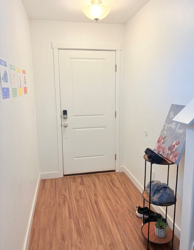Photo - 3587 Grassland Dr Unit 1