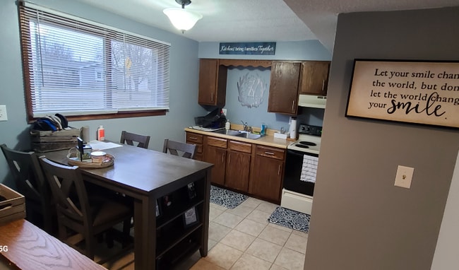 Photo - 1765 3rd Ave NE Unidad B