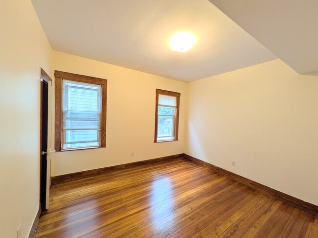 Photo - 346 Faneuil St Unit 2