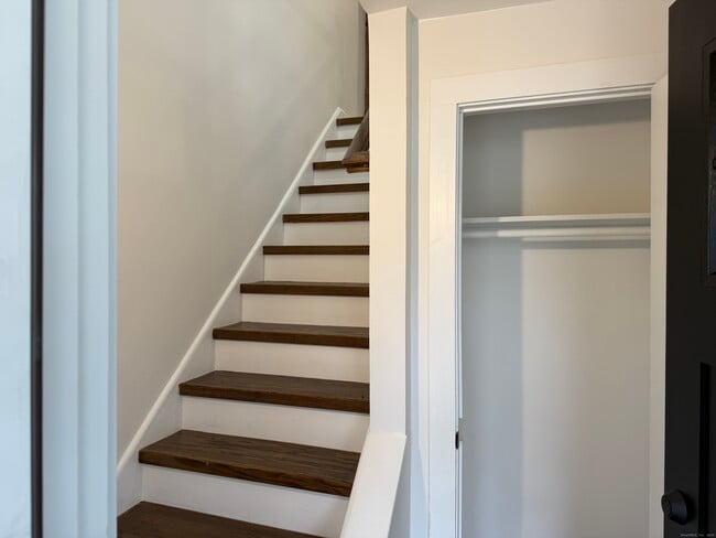 Photo - 141 Washington Rd Unidad 2