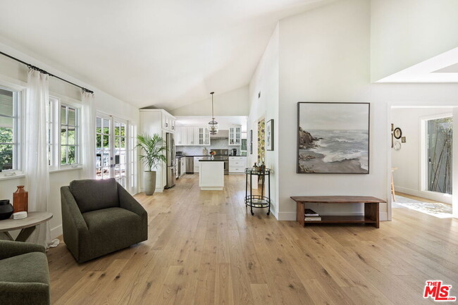 Photo - 3206 Canyon Lake Dr