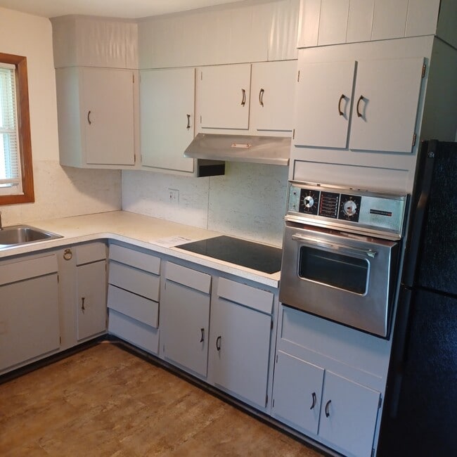 Photo - 2 Axson St Apartments Unit D