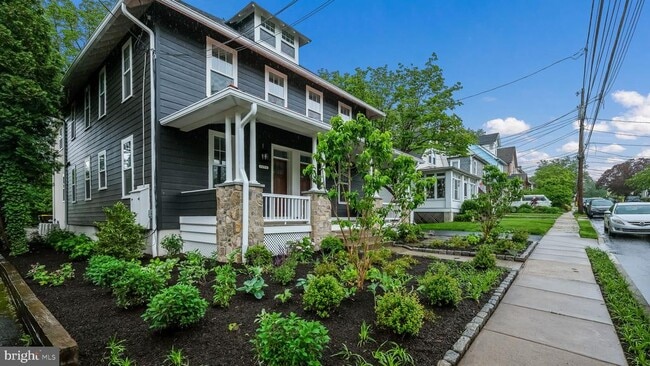 Building Photo - 115 Harvey Ave Unit 117-1