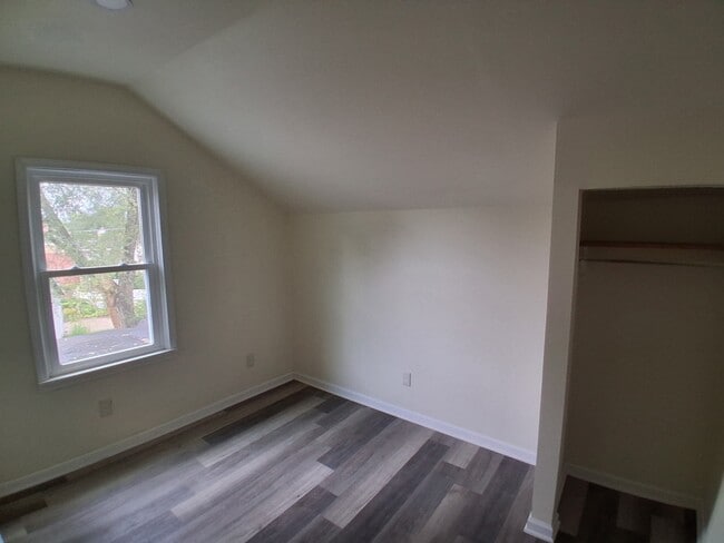 Photo - 431 W Pleasant St Unidad 431 upper west pleasant