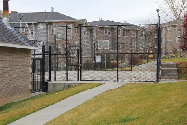 Photo - 504 N Seven Peaks Blvd Townhome