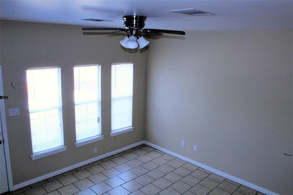 Photo - 1616 Avenue N
