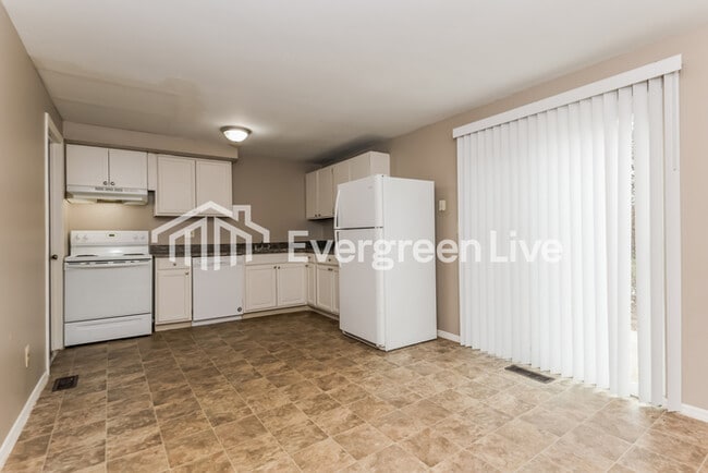 Photo - 8195 Mt Carmel St