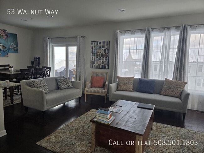 Photo - 53 Walnut Way