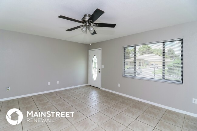 Photo - 3879 Portair Ave