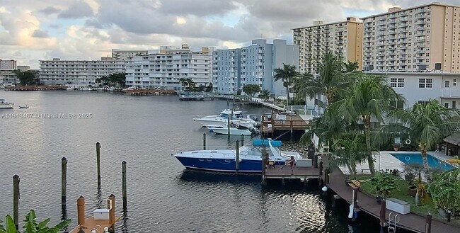 Photo - 468 Golden Isles Dr Apartment Unit 401