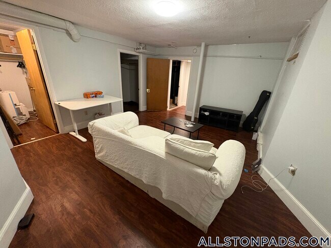 67 Chester St Unit 1