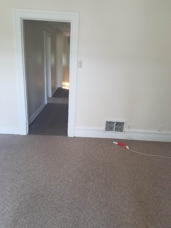 Photo - 115 N 5th St Unit Upper