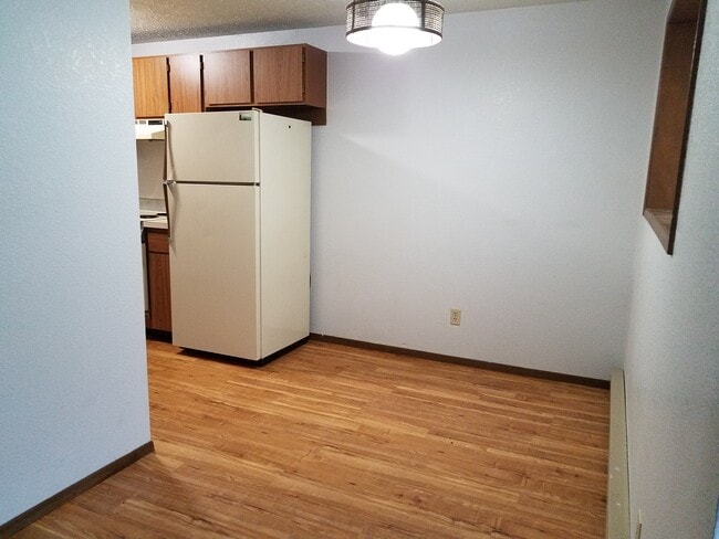Diningroom - 80 NW Thomas St Unit 6