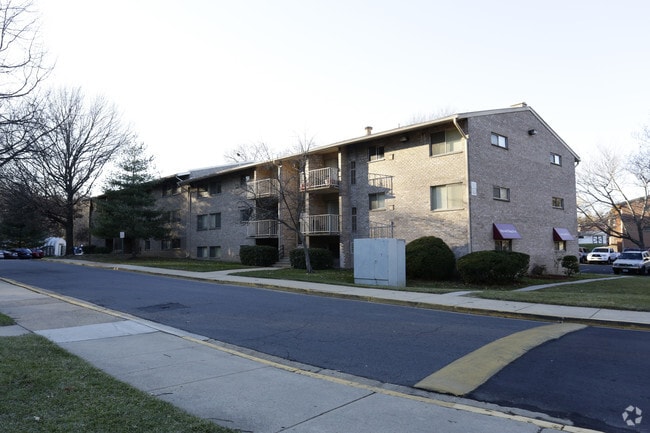 Idylwood Village West