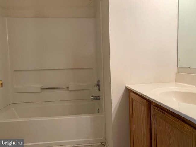 Photo - 114 Couples Dr