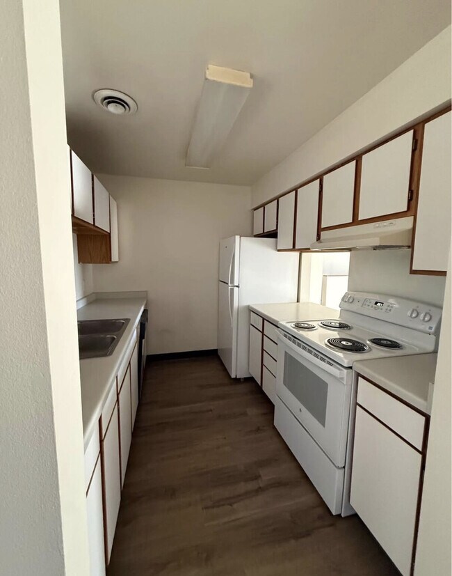 Photo - Cedar Grove I and II