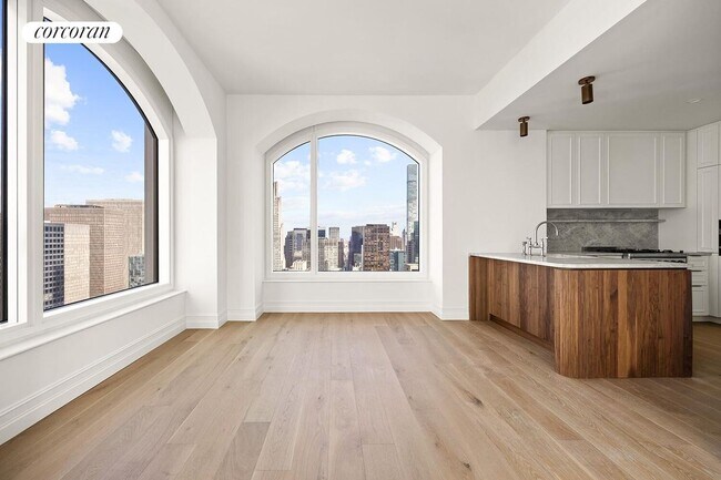 Photo - 520 Fifth Avenue 53C