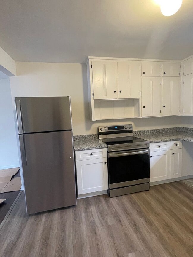 Photo - 1036 Seymour Ave