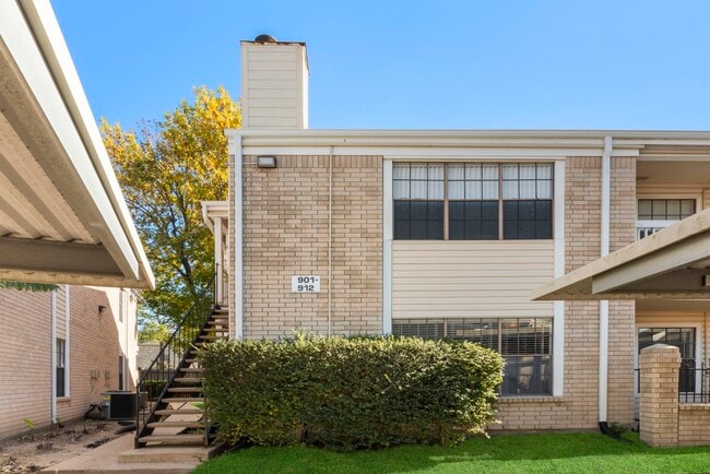 Photo - 2750 Holly Hall St Unidad 901