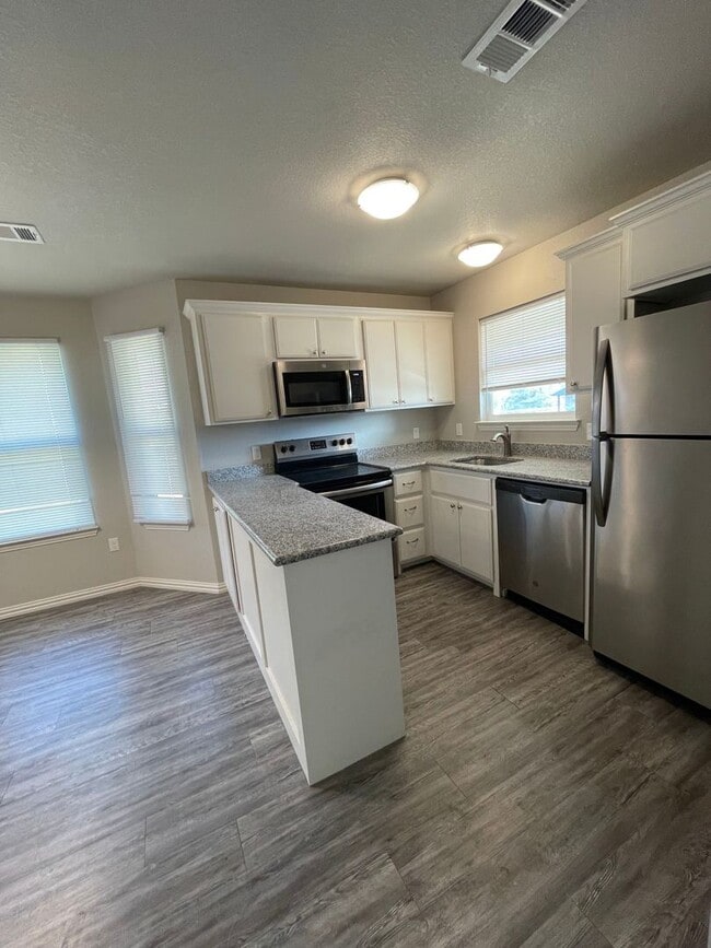 Photo - Close to school/ Granite countertop