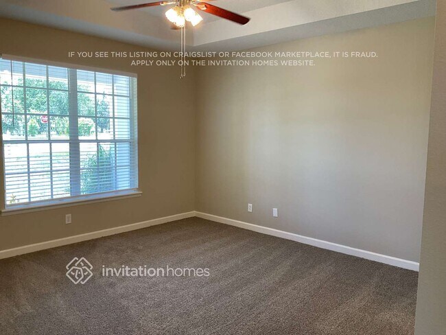 Photo - 1895 Lexington Pl