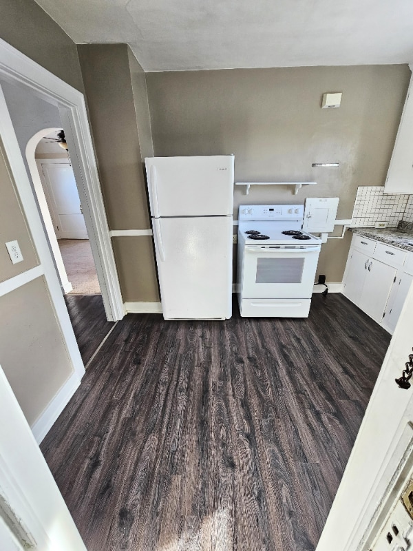 Photo - 2401 Burnside Ave Unit 2