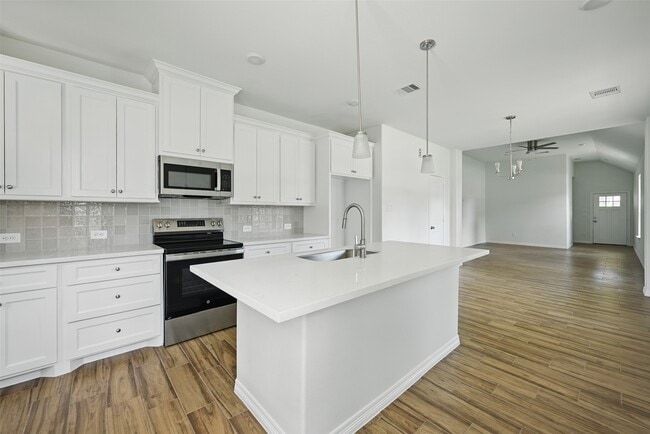 Building Photo - 24644 Cavan St Rental