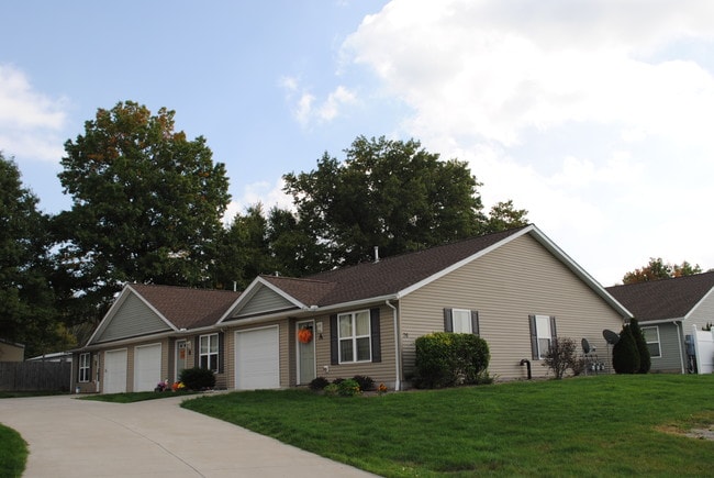 Photo - Meadow Wood Apartments