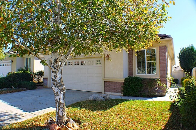 Photo - Resort Style Living In Lovely Solera Oaks.