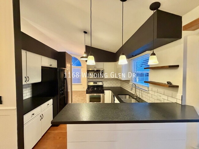 Photo - 1168 Winding Glen Dr