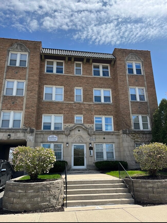 Kilbourn Apartments - Kilbourn Apartments