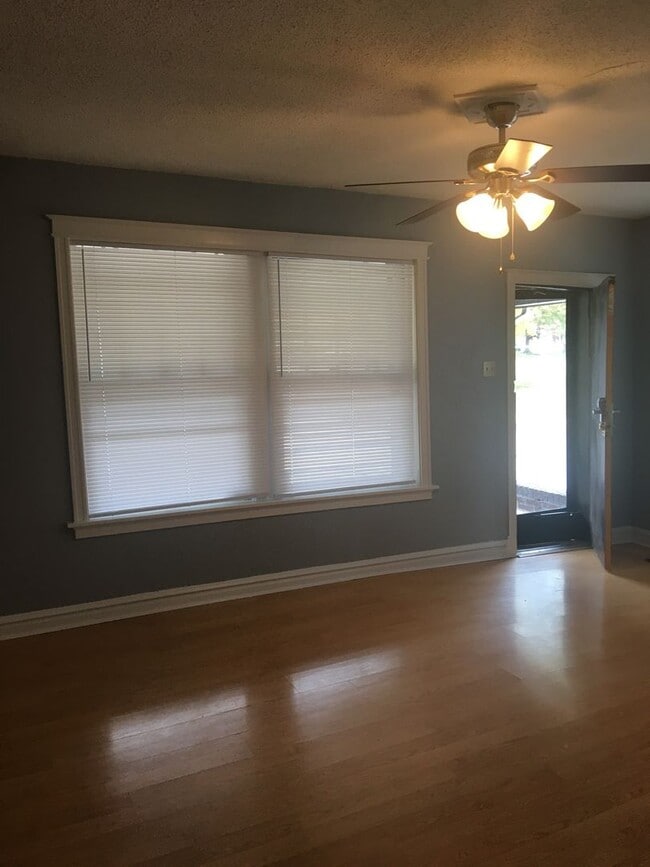 Photo - 4100 Virginia Ave Unit 1