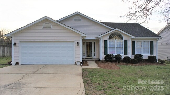 Photo - 423 Long Creek Pkwy