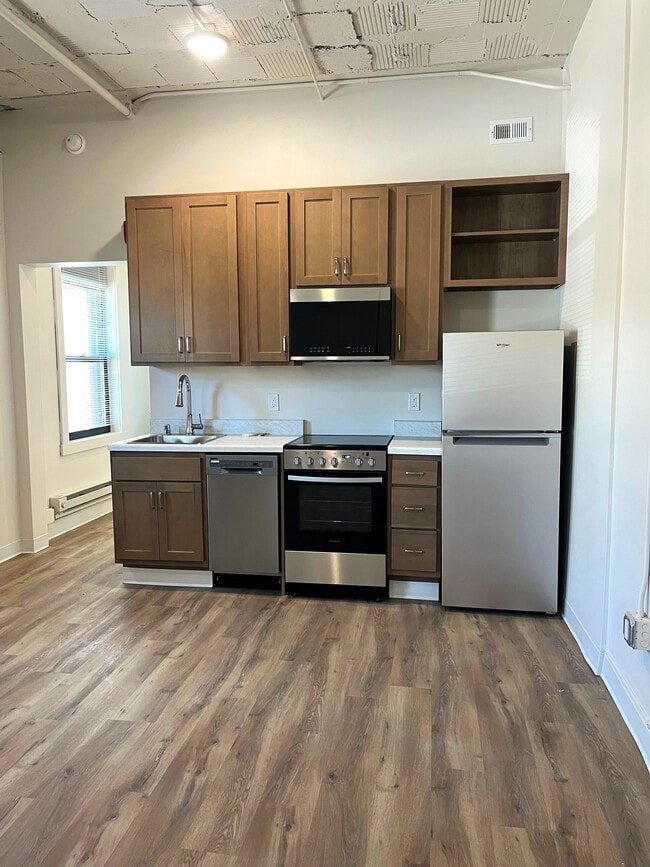 Unit 201 - Grandview Lofts