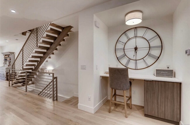 Photo - 3528 Stuart St