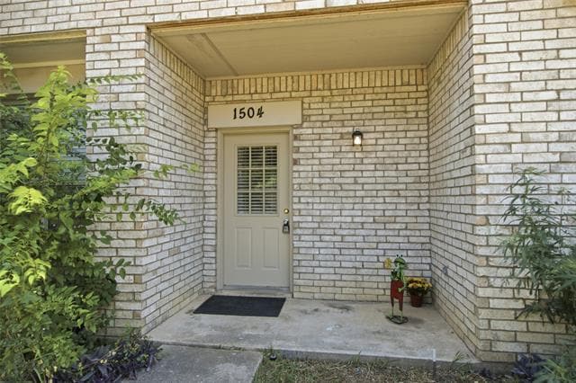 Photo - 1504 Park Ln Dr