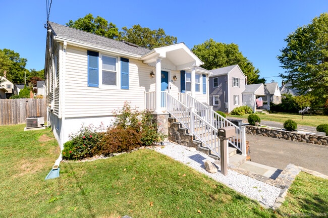 Photo - 33 Hirsch Rd