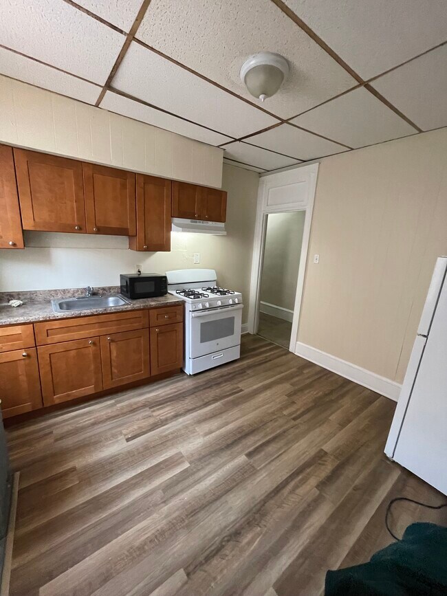 4732 D St Unit Floor 2