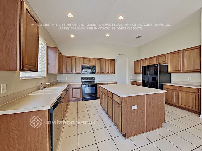 Photo - 9919 59th St E