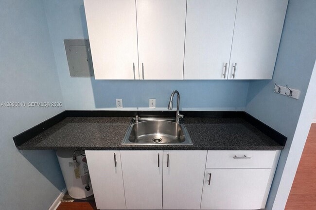 Photo - 3547 SW 24th St Unit Studio