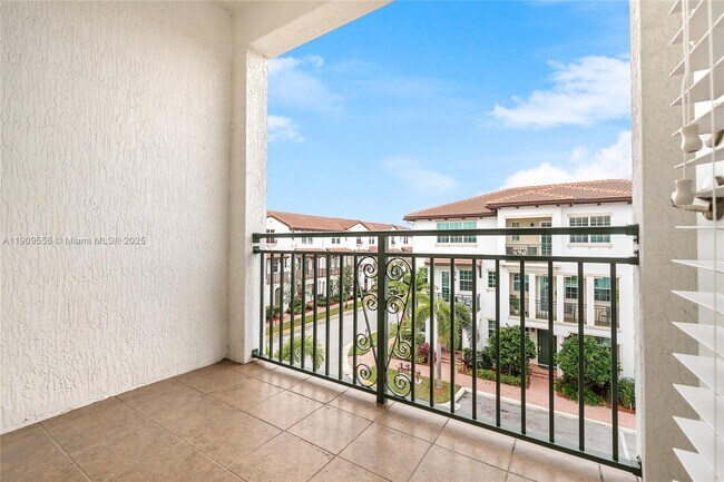 Photo - 11958 SW 27th Ct