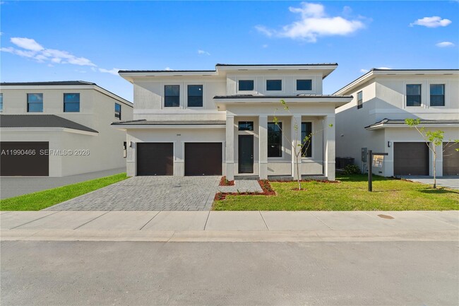 Building Photo - 15441 SW 20 Ln