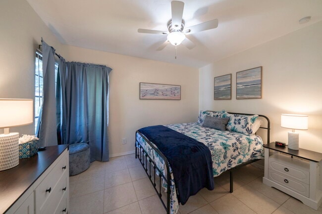 Photo - 4464 E Riverside Dr