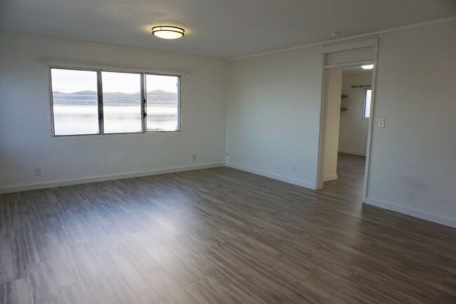 Photo - Kaneohe - Waterfront 3 bedroom, 1 bathroom...